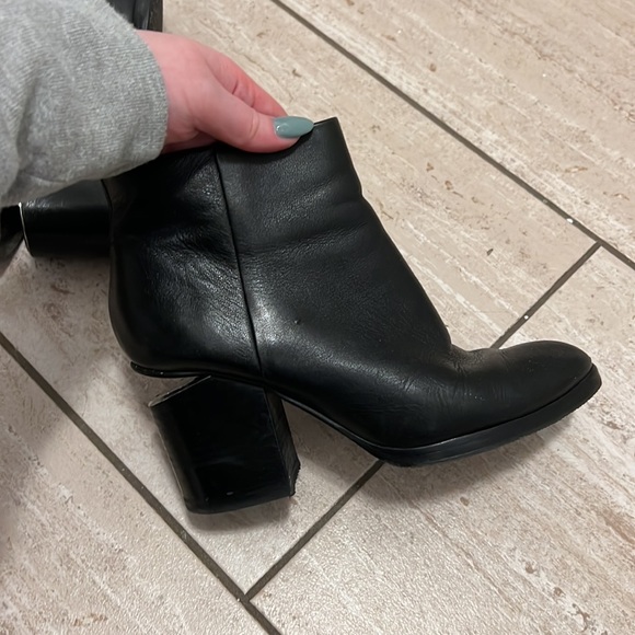 Alexander Wang Gabi Boots - Picture 2 of 8